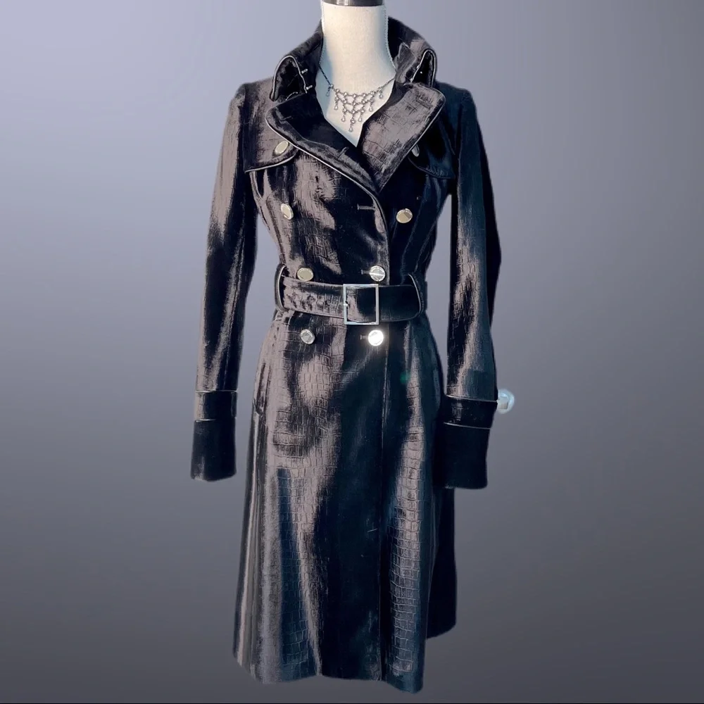 Karen Millen Black Glossy Faux Fur Trench Coat Silver Belted Lined Mob Wife - Picture 3 of 17